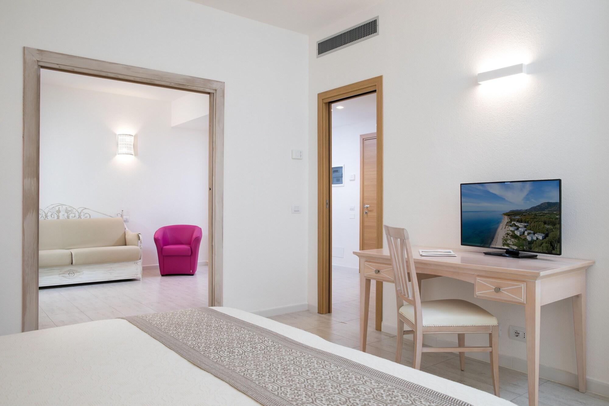 Flamingo 4*